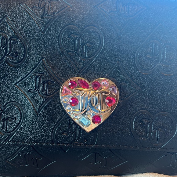 NWOT Juicy Couture Black Embossed Shoulder Bag with Heart Detail - Picture 3 of 8